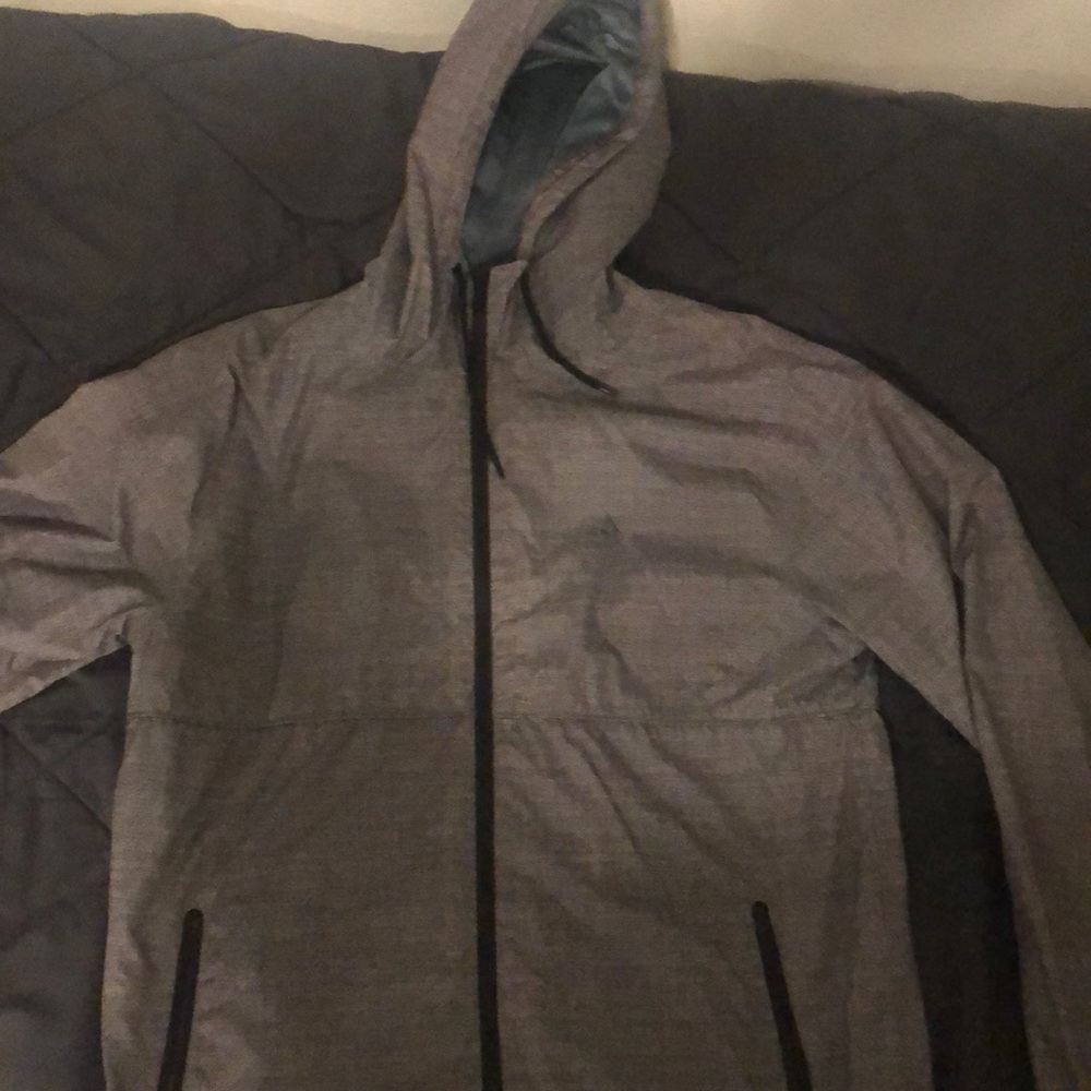 Volcom windbreaker
